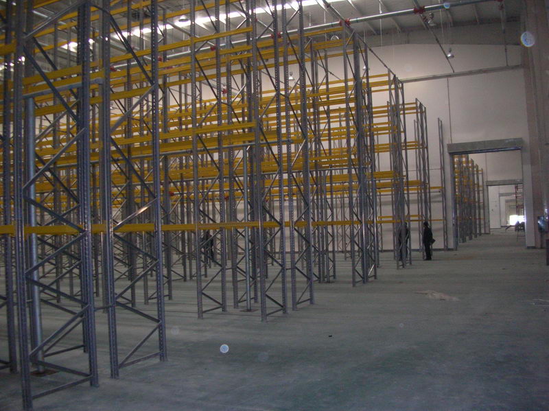 重型货架.jpg